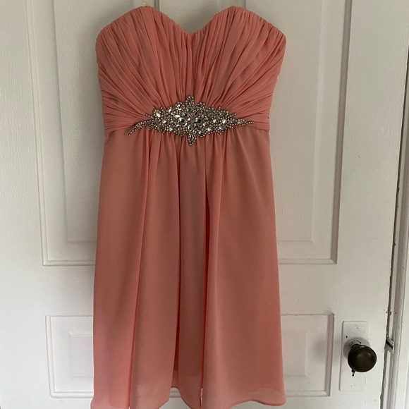 Grad Dress - Picture 1 of 2